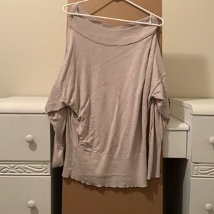 Express long shoulderless shirt!